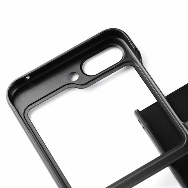 Nordic Covers Samsung Galaxy Z Flip 6/Galaxy Z Flip 7 FE Deksel Feather Series Raven Black