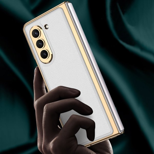 GKK Samsung Galaxy Z Fold 5 Deksel Belagt Kant Karbonfiber Svart