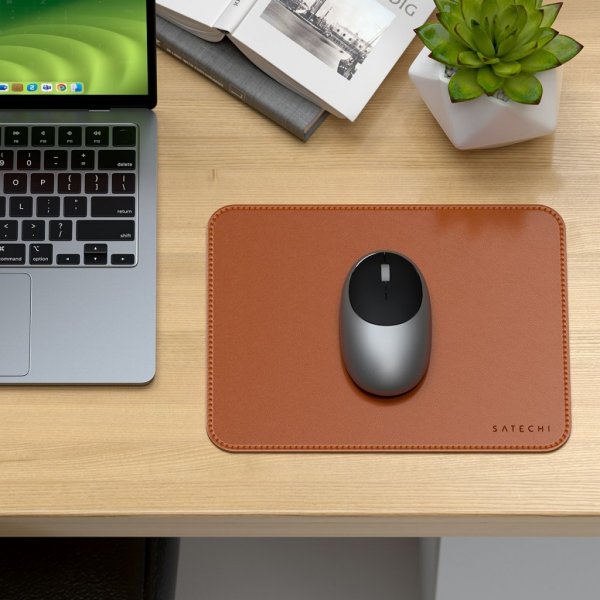 Satechi Vegan-Leather Premium Mouse Pad Brun