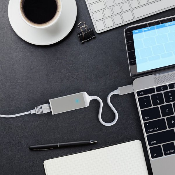 Satechi Type-C Gigabit Ethernet Adapter Sølv