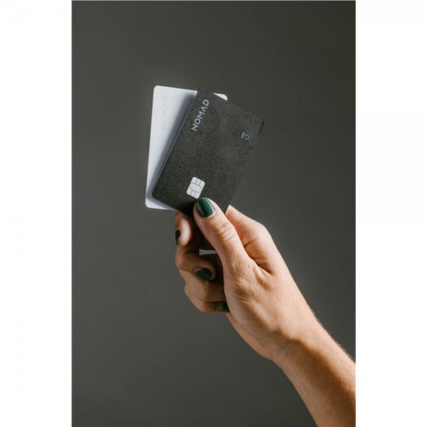 Nomad Tracking Card Pro Hvit