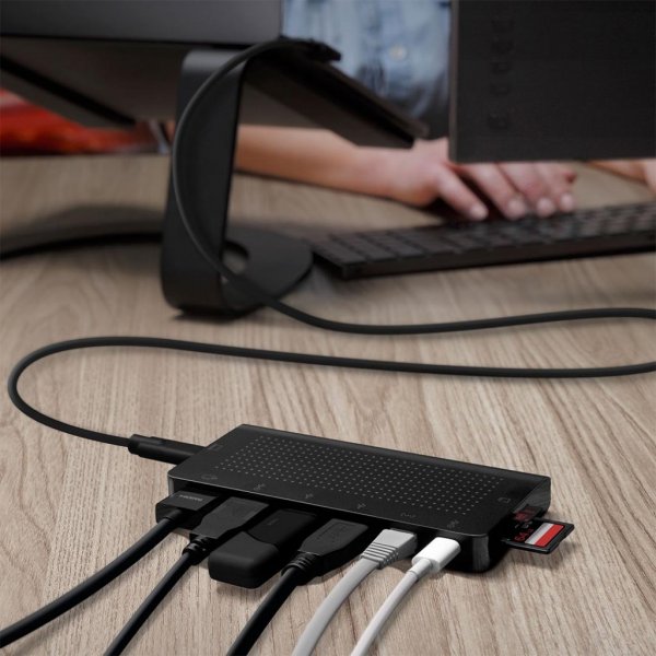 Twelve South StayGo USB-C Hub Svart