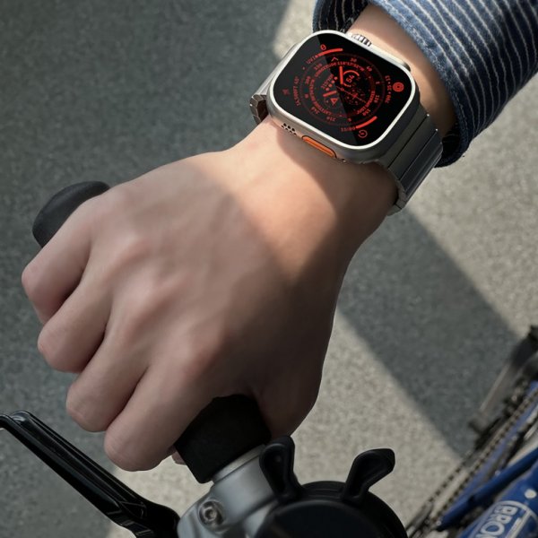 Just Mobile Apple Watch Ultra Armbånd Titanium DLC